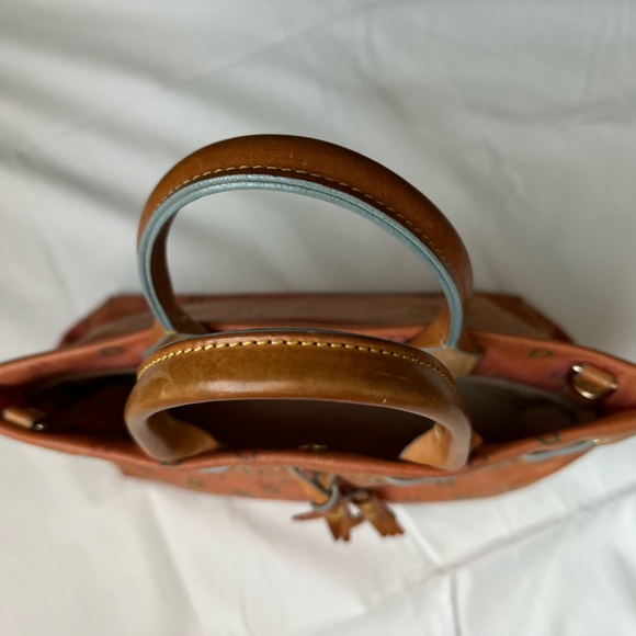 Dooney & Bourke tote - Picture 8 of 11